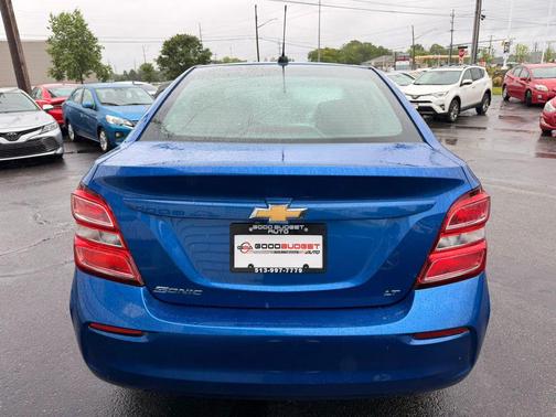 Blue 2018 Chevrolet Sonic LT
