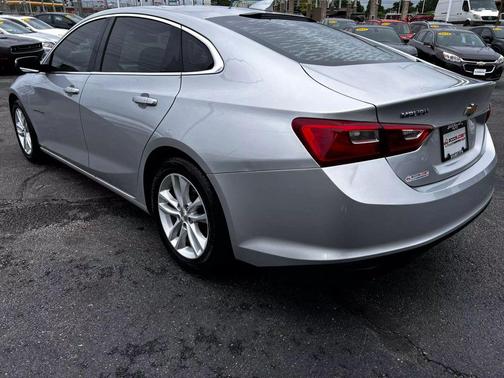2016 Chevrolet Malibu 1LT