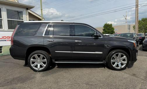 Black 2019 Cadillac Escalade Luxury