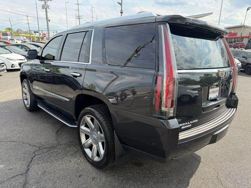Black 2019 Cadillac Escalade Luxury