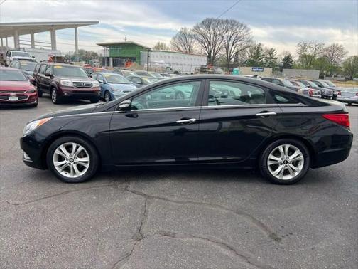 2011 Hyundai SONATA Limited
