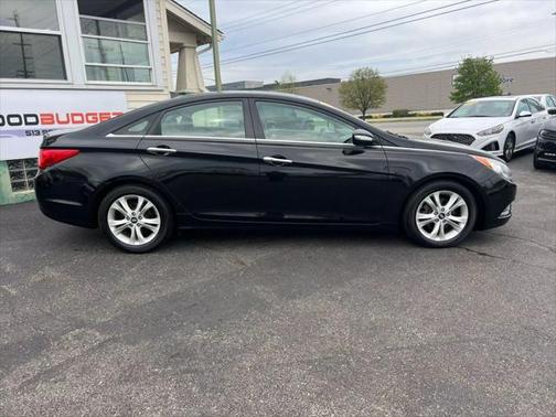 2011 Hyundai SONATA Limited