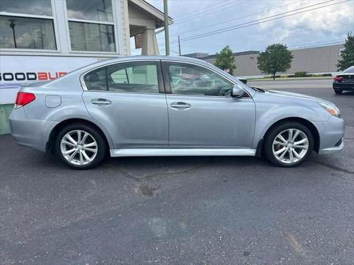 2013 Subaru Legacy Premium