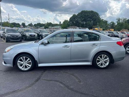 2013 Subaru Legacy Premium