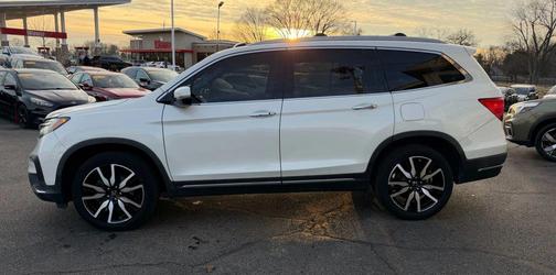 2019 Honda Pilot Touring 8-Passenger