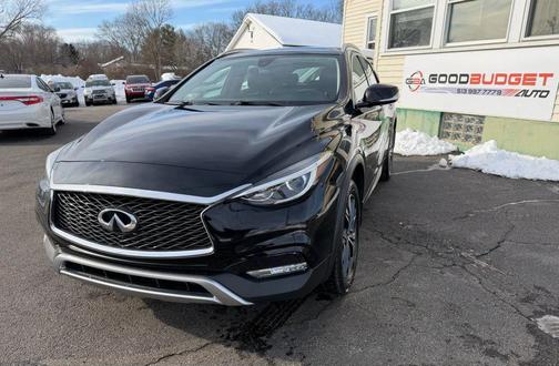 2018 INFINITI QX30 Premium