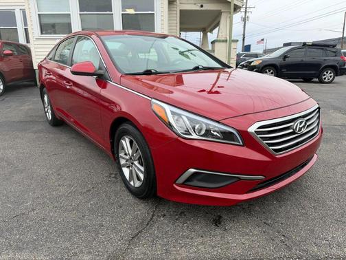 2017 Hyundai SONATA SE