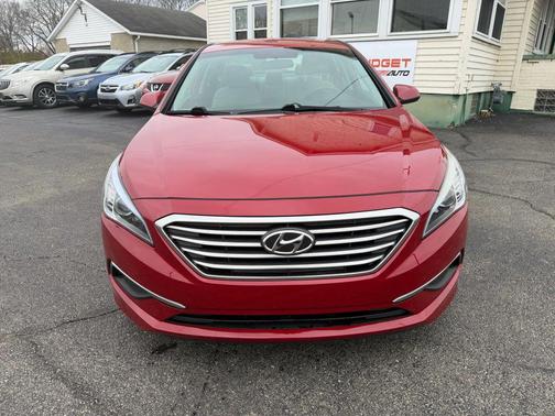 2017 Hyundai SONATA SE