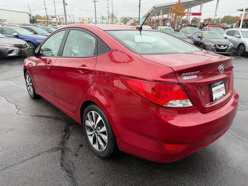 2017 Hyundai Accent Value Edition