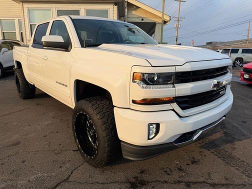 2018 Chevrolet Silverado 1500 2LT
