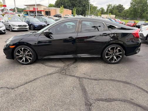 Black 2019 Honda Civic Sport