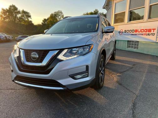 2020 Nissan Rogue SL