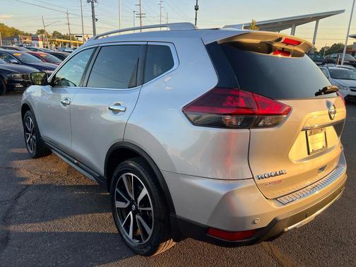 2020 Nissan Rogue SL