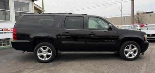 Black 2013 Chevrolet Suburban 1500 LT