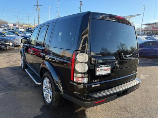 2016 Land Rover LR4 Base