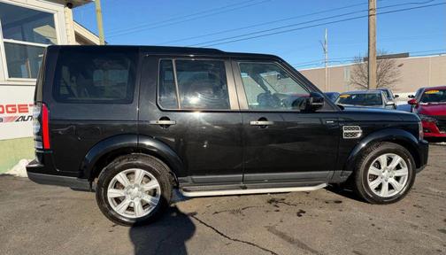 2016 Land Rover LR4 Base