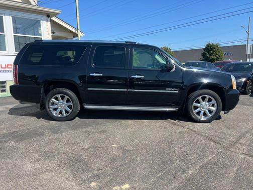 2014 GMC Yukon XL Denali