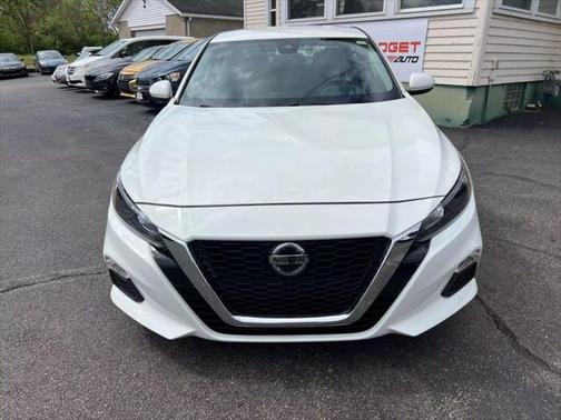 2022 Nissan Altima S FWD