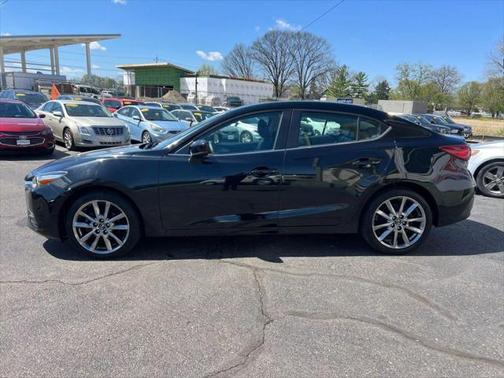 2018 Mazda Mazda3 Touring