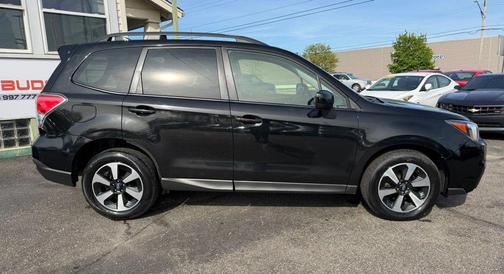 Black 2018 Subaru Forester 2.5i Premium