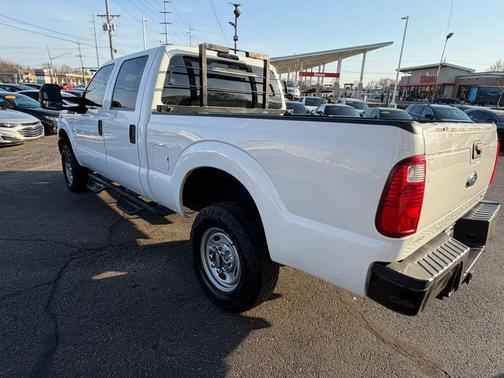 White 2016 Ford F-250 XL