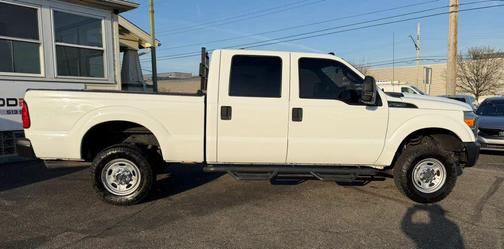 White 2016 Ford F-250 XL