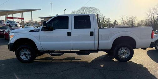 White 2016 Ford F-250 XL
