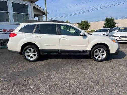 2013 Subaru Outback 2.5i Limited