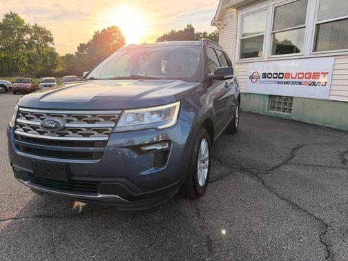 Blue 2018 Ford Explorer XLT