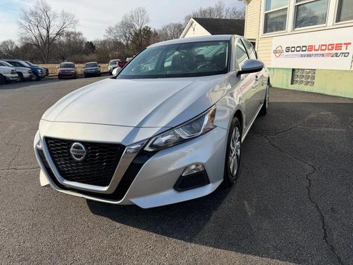 2020 Nissan Altima S FWD