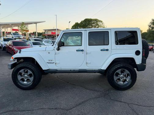White 2017 Jeep Wrangler Unlimited Sahara
