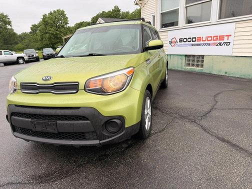Green 2018 Kia Soul Base