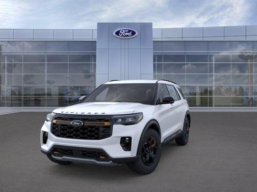 Star White 2026 Ford Explorer Tremor