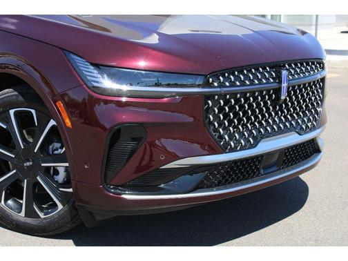 Diamond Red 2024 Lincoln Nautilus Reserve