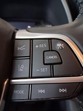 2025 Toyota Highlander Hybrid XLE