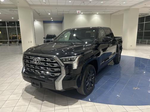 2025 Toyota Tundra Hybrid Platinum