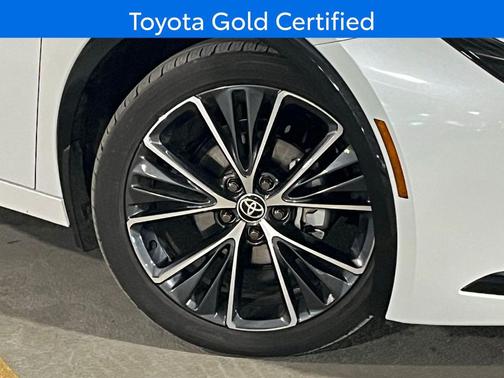 Wind Chill Pearl 2026 Toyota Prius XLE