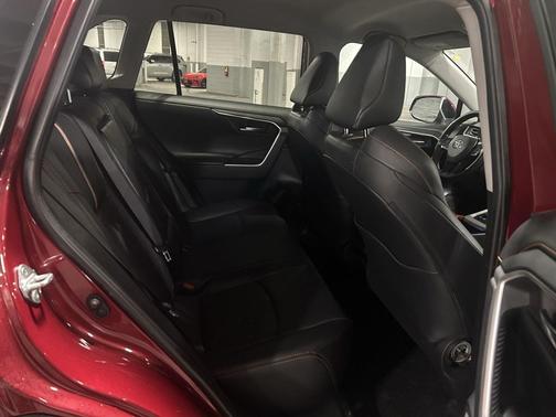 2019 Toyota RAV4 Adventure