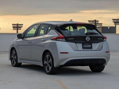 2021 Nissan Leaf SL PLUS 62 kWh