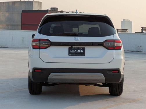 2023 Honda Pilot 2WD EX-L 8 Passenger