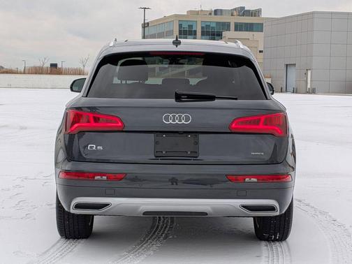 2020 Audi Q5 45 Premium