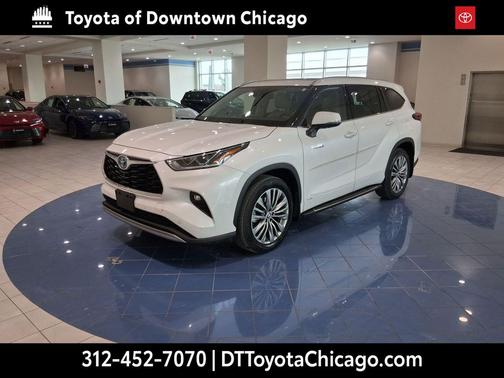 2021 Toyota Highlander Hybrid Platinum
