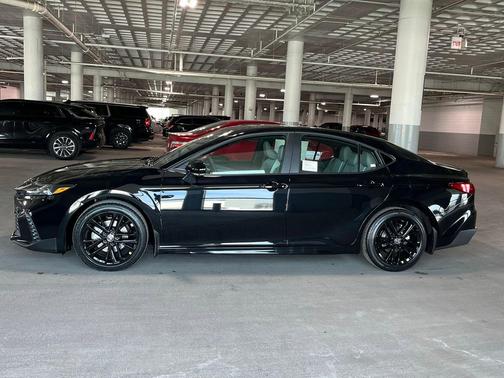 Midnight Black Metallic 2026 Toyota Camry SE