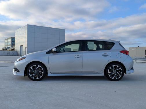 2017 Toyota Corolla iM Base