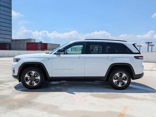 2024 Jeep Grand Cherokee 4xe Base