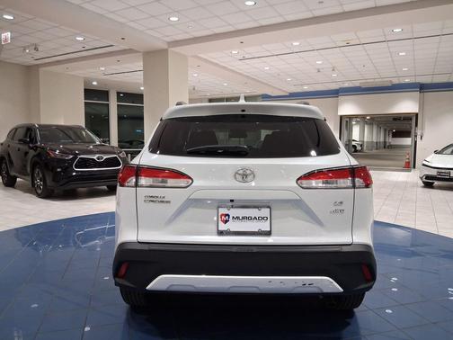 2023 Toyota Corolla Cross LE