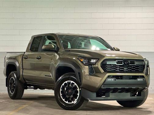 Bronze Oxide 2026 Toyota Tacoma Hybrid TRD Off Road