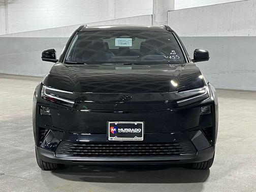Midnight Black Metallic 2026 Toyota C-HR XSE