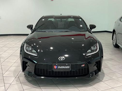 Raven 2026 Toyota GR86 Premium