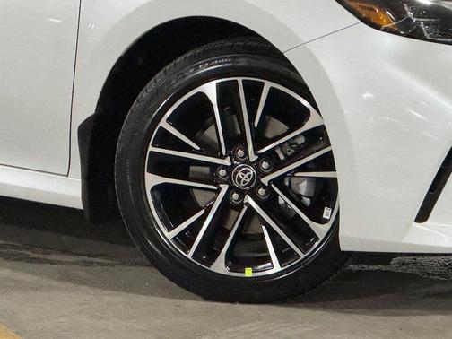 Wind Chill Pearl 2026 Toyota Camry XLE